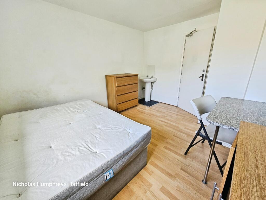 Additional image 3 of High Dells, Hatfield, AL10