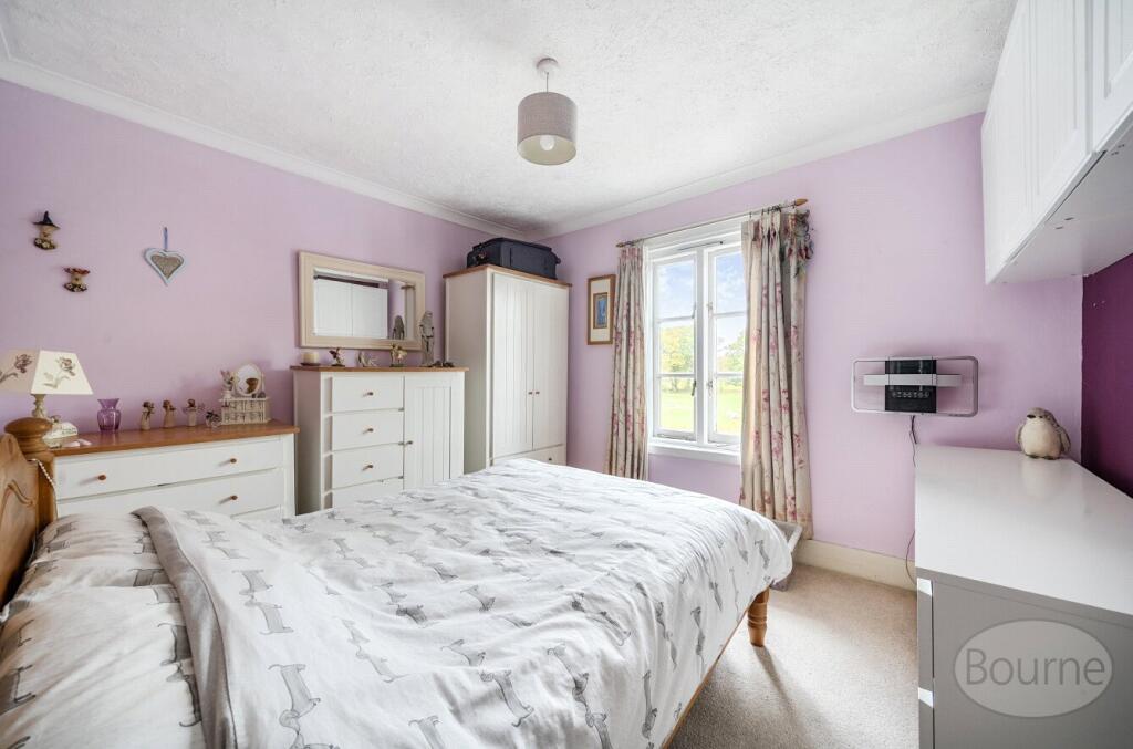 House in Guildford, Elm Hill, Normandy - More