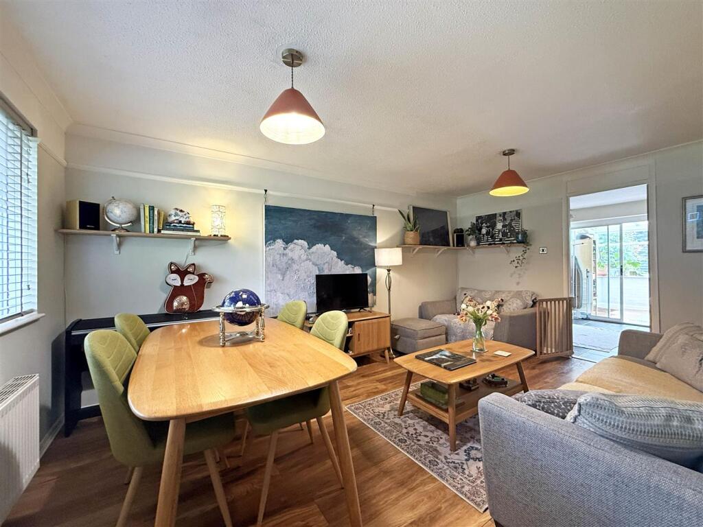 Roundway, Reabrook, Shrewsbury - View 2