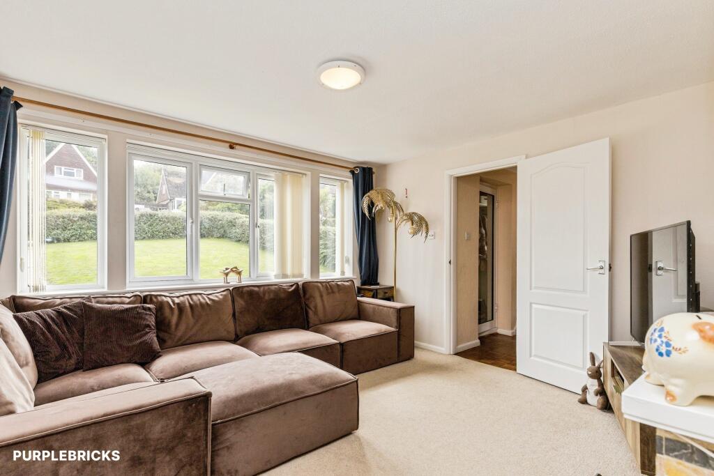 House in Redhill - View 5