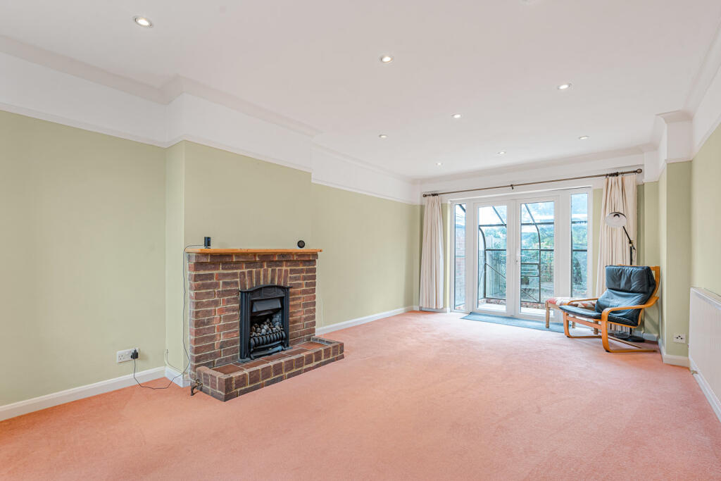 House in Runnymede, Ripley Springs, Egham - View 3