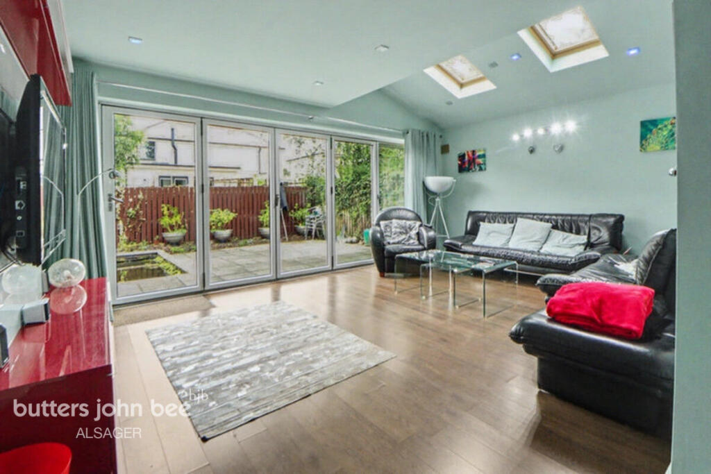 Byron Close, Rode Heath photo 2