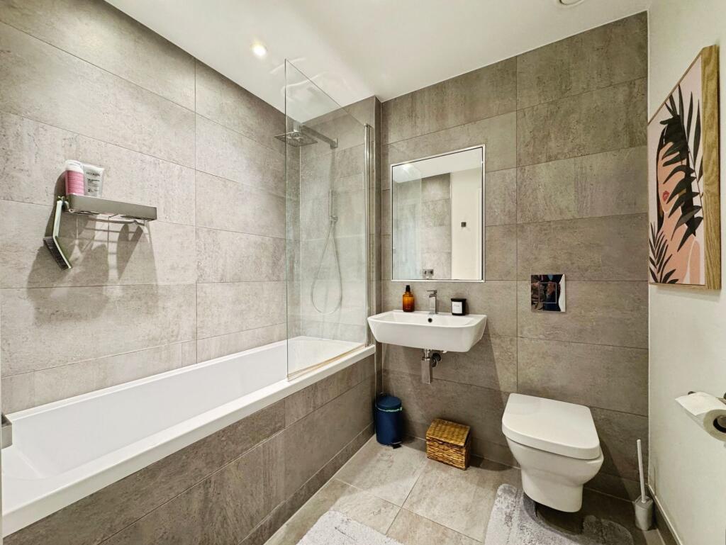 Apartment in London - View 4