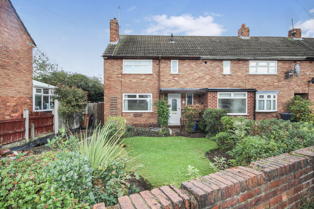 2-bed terraced on Dodds Drive, Connah's Quay, £135,000