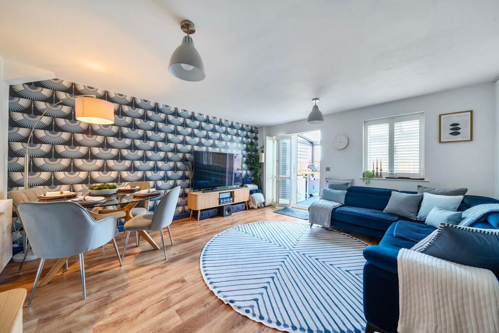 House in Shefford, Central Bedfordshire - View 4