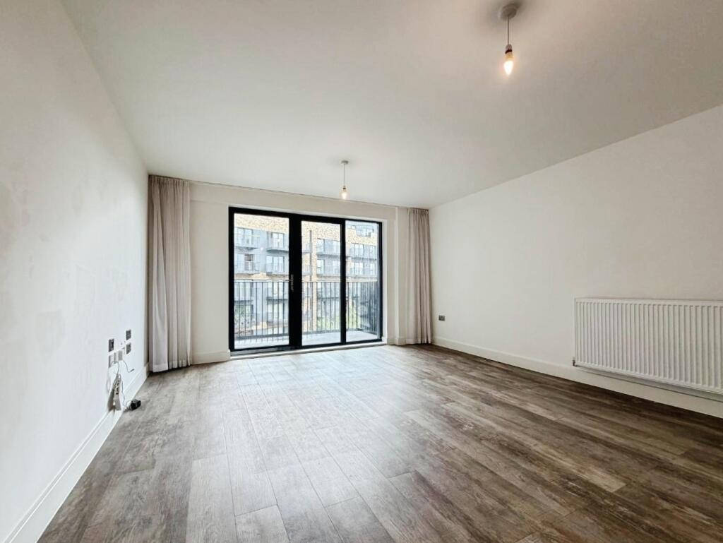 Apartment in Tonbridge - View 4