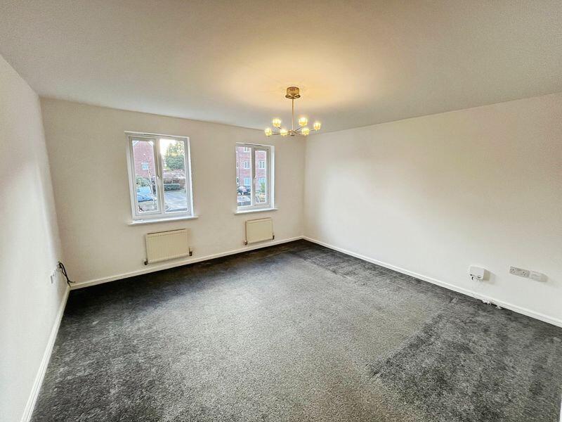Irwell Place, Stoneclough - Vacant possession - no chain photo 2
