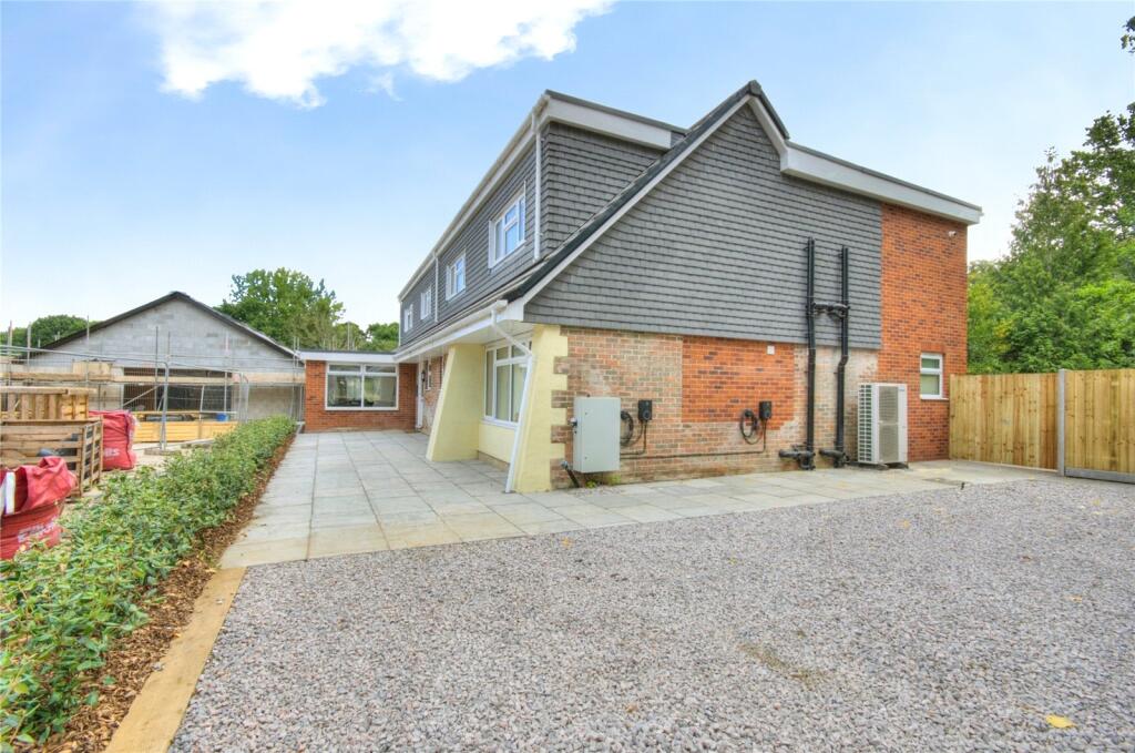 Main image of property: Moorlands Farmhouse 1, West End, Southampton, SO30