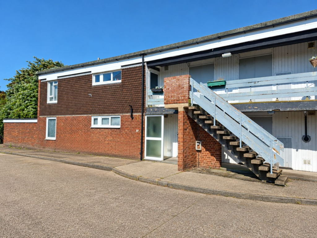 Main image of property: Hillfield, Hatfield, AL10