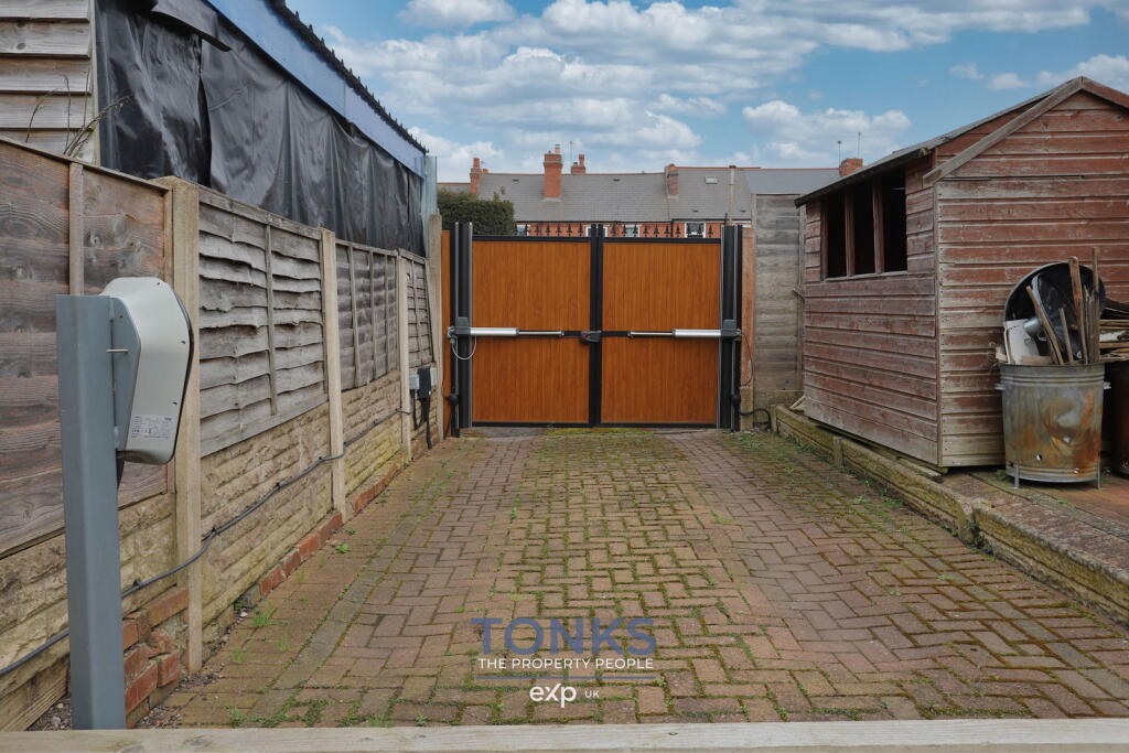 Additional image 3 of Green Lane, Halesowen, B62 9LP