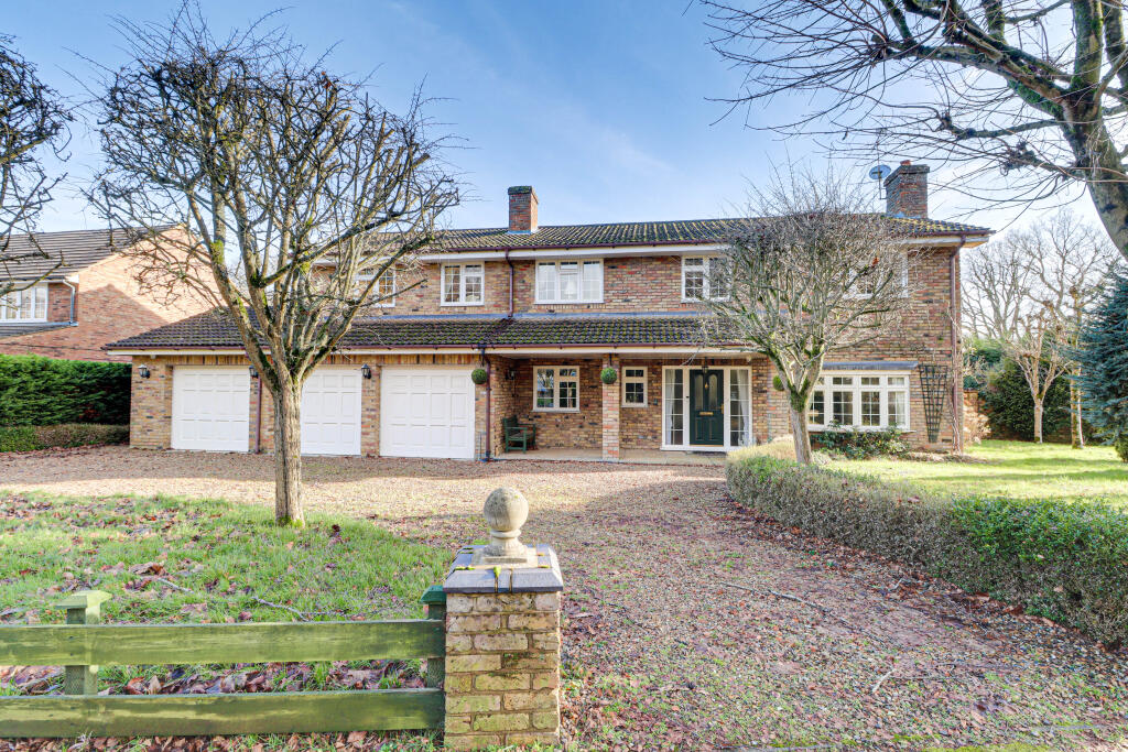 4-bed detached on Woodland Rise, Studham, Dunstable, LU6, £1,250,000