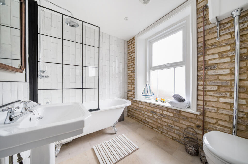 Additional image 23 of Green Lane, Street, BA16