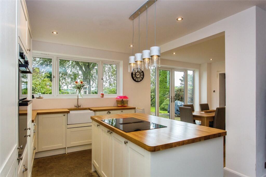 House in Preston - View 4