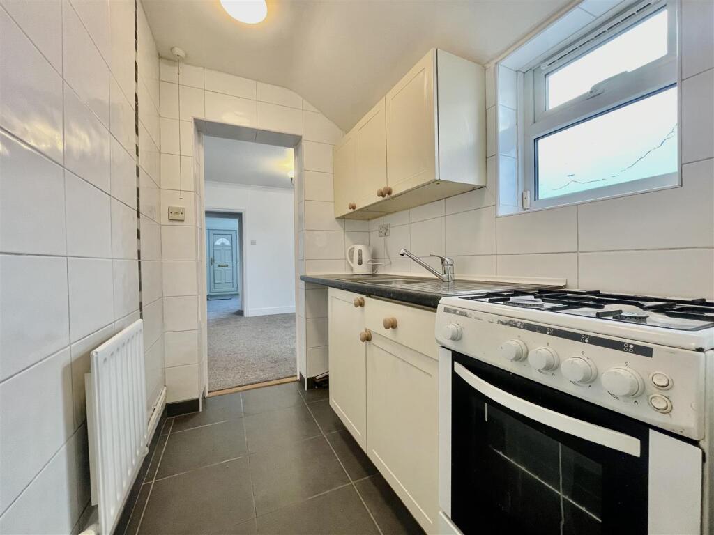 House in Gravesham, Denton - View 2