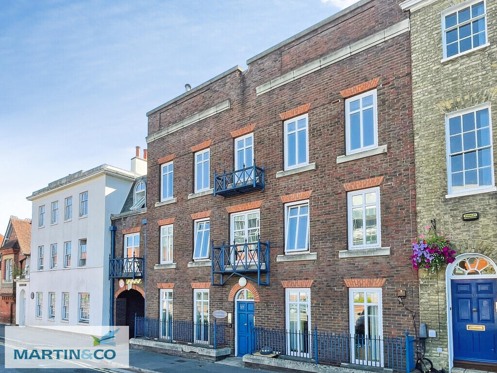 Main image of property: Castle Street, Reading