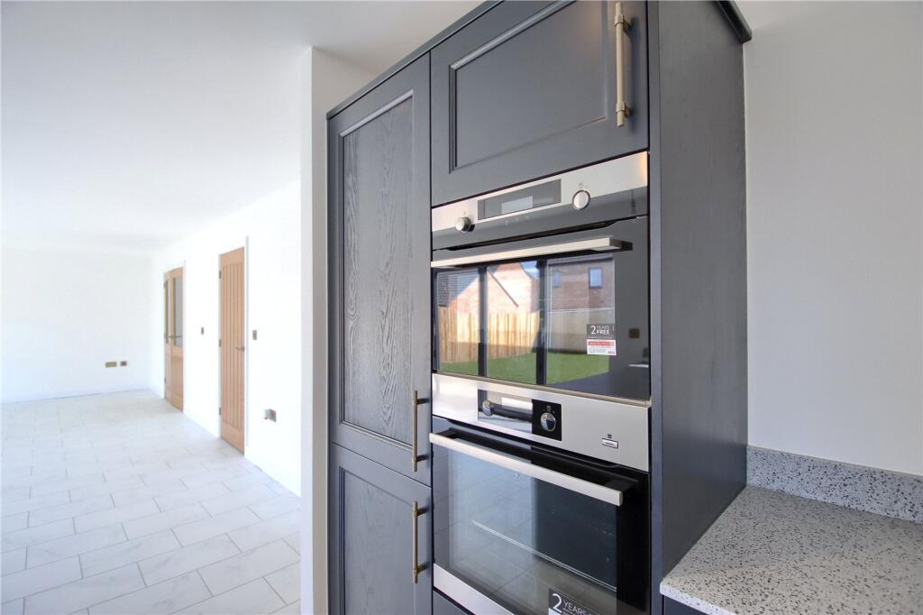 House in Stockton-on-Tees - More