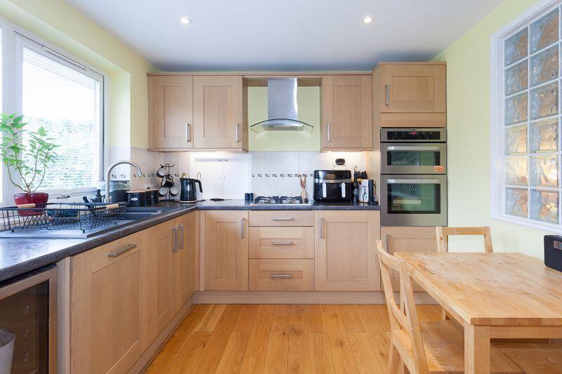 Thames Close, Congleton photo 4