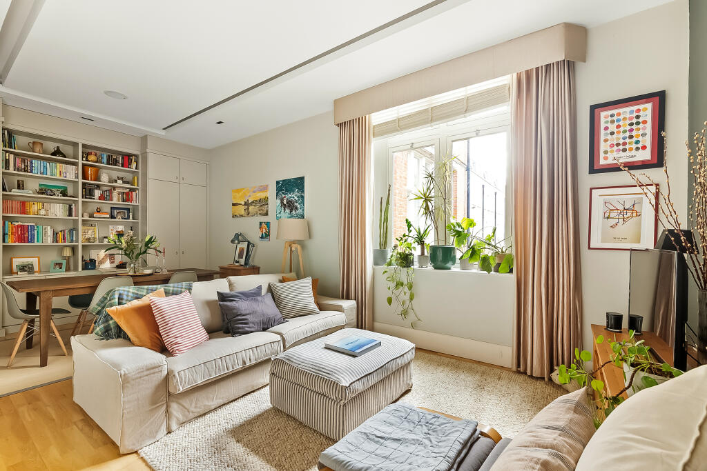 Apartment in London - View 2