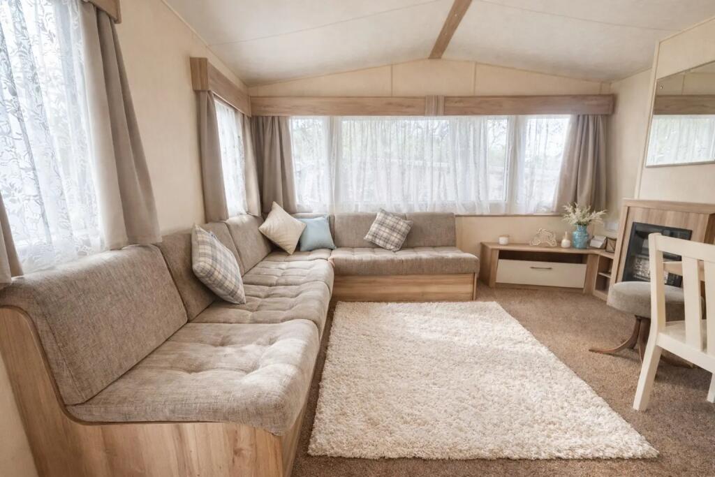2014 ABI Eminence, Carlton Meres Holiday Park, Carlton, Saxmundham, Suffolk, IP17 2QP photo 2