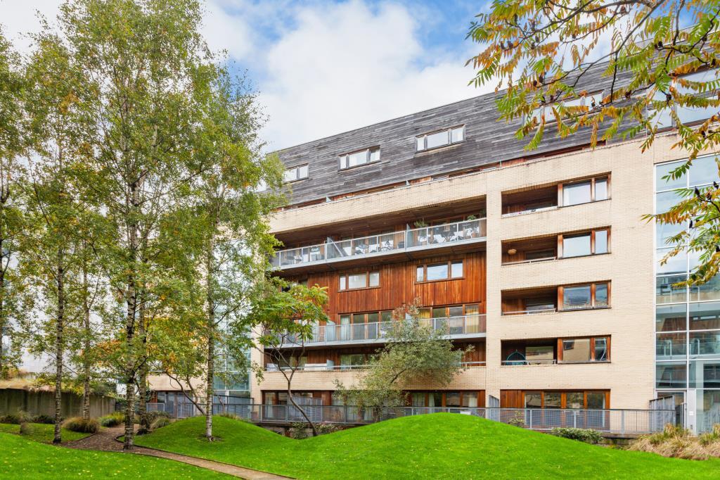 Main image of property: 5 Block 11 Clarion Quay, IFSC, Dublin 1, D01 A250