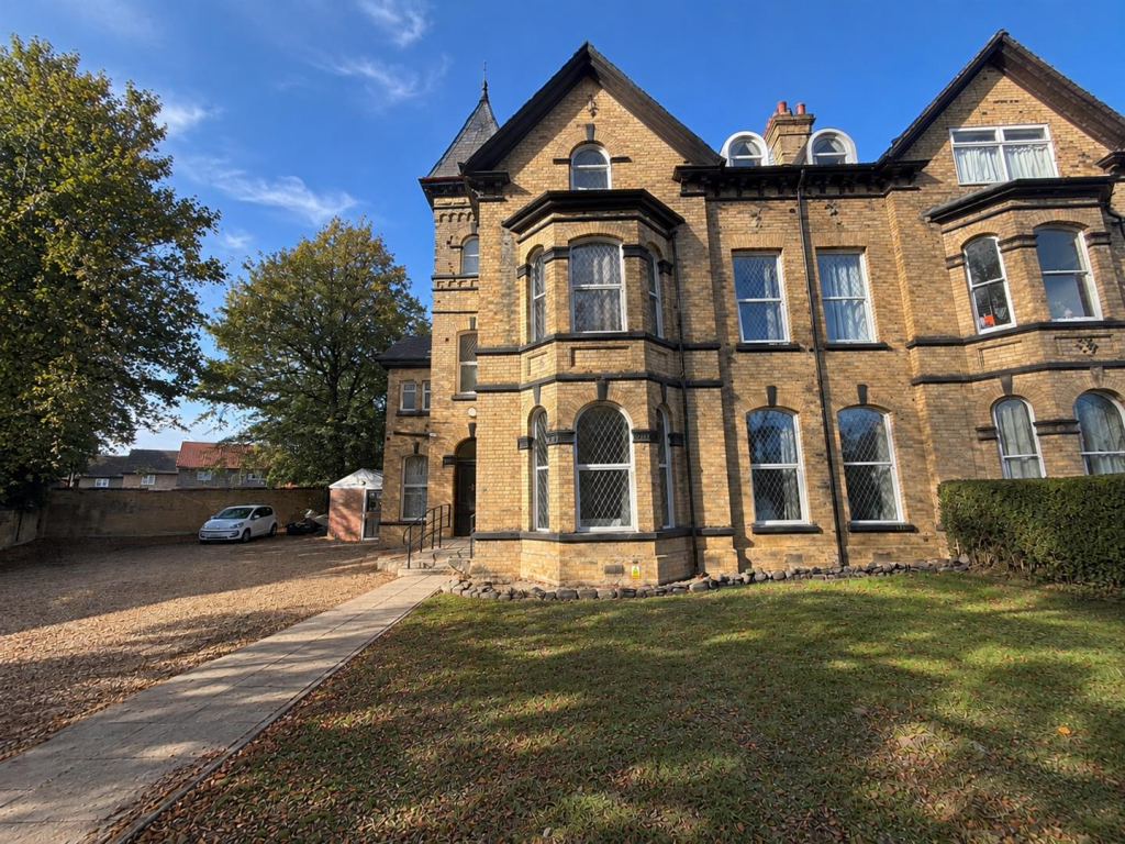Main image of property: Pearson Park, Hull