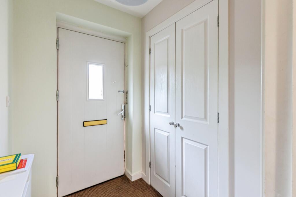 Chapman Road, Wellingborough, NN8 photo 2