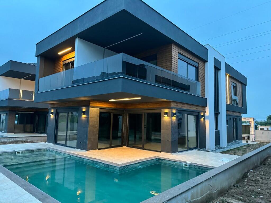 Main image of property: Dösemealti, Antalya