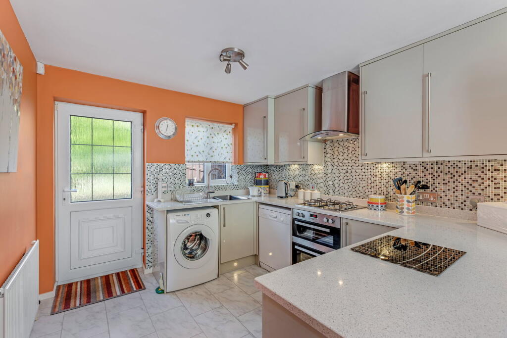 House in Bradford - View 5