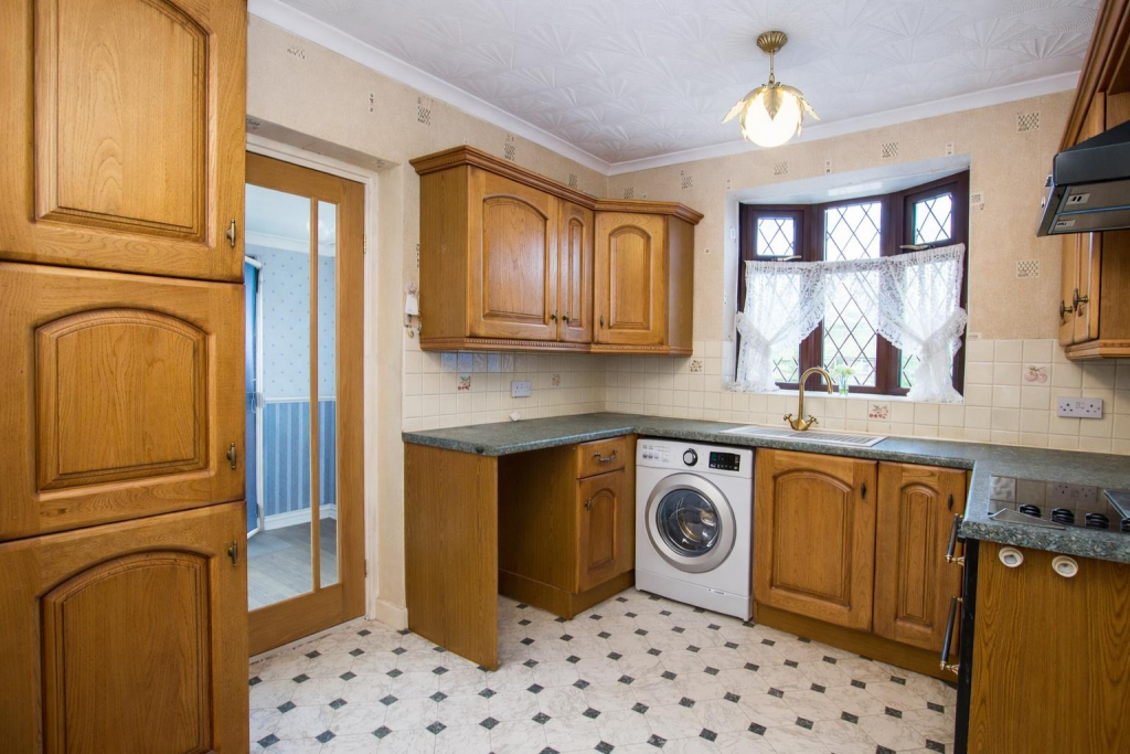 St. Peters Close, Darwen - View 3