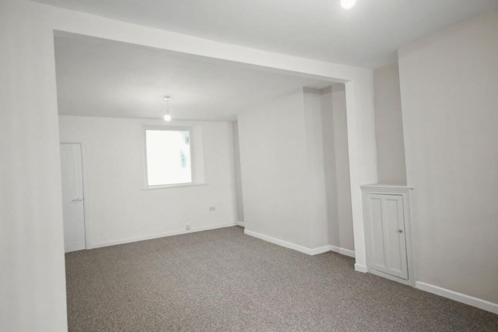 James Street, Trethomas, Caerphilly, CF83 8FY photo 3