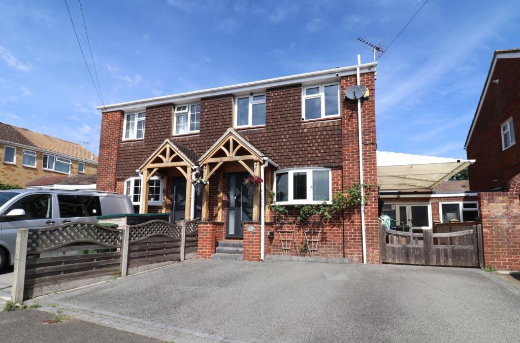 Main image of property: Sherborne Way, Hedge End, SO30