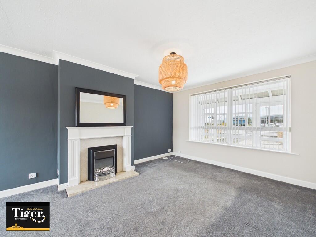 House in Blackpool, Squires Gate - View 5
