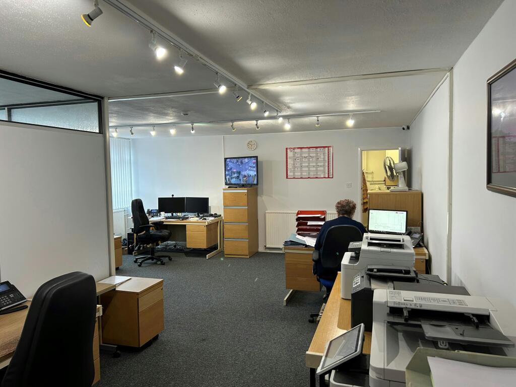 Office interior.jpg