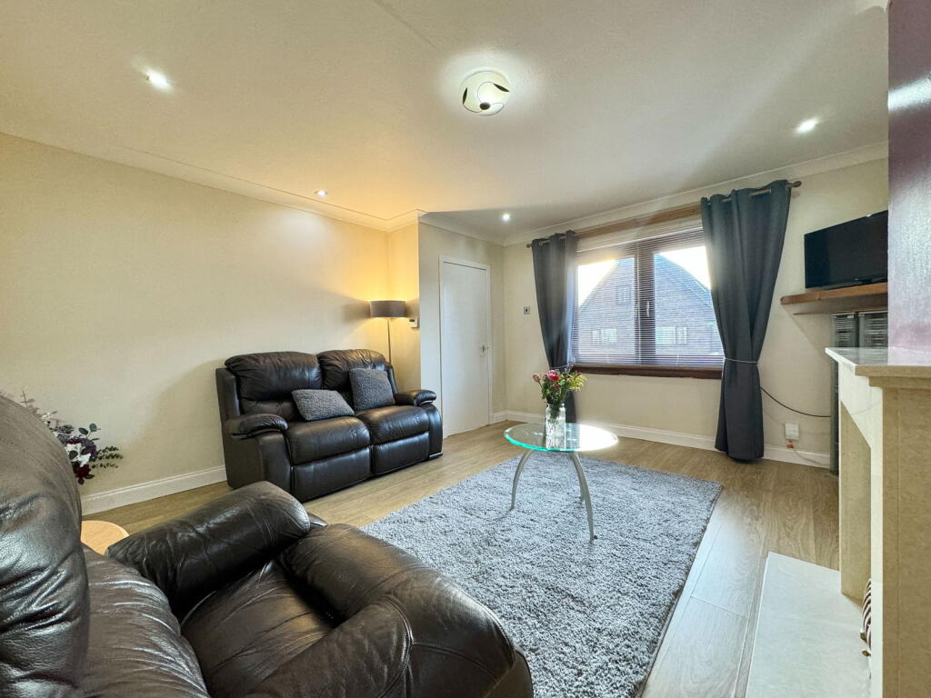 35, Mayfield Drive, Longcroft, Bonnybridge, FK4 1QE photo 3