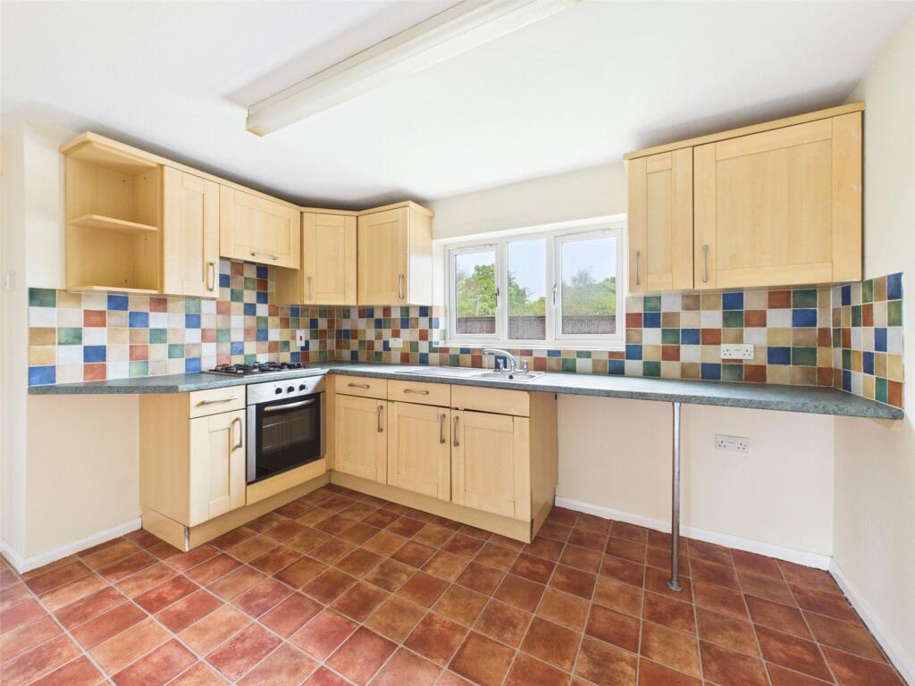 Mason Road, Stroud, Gloucestershire, GL5 photo 3