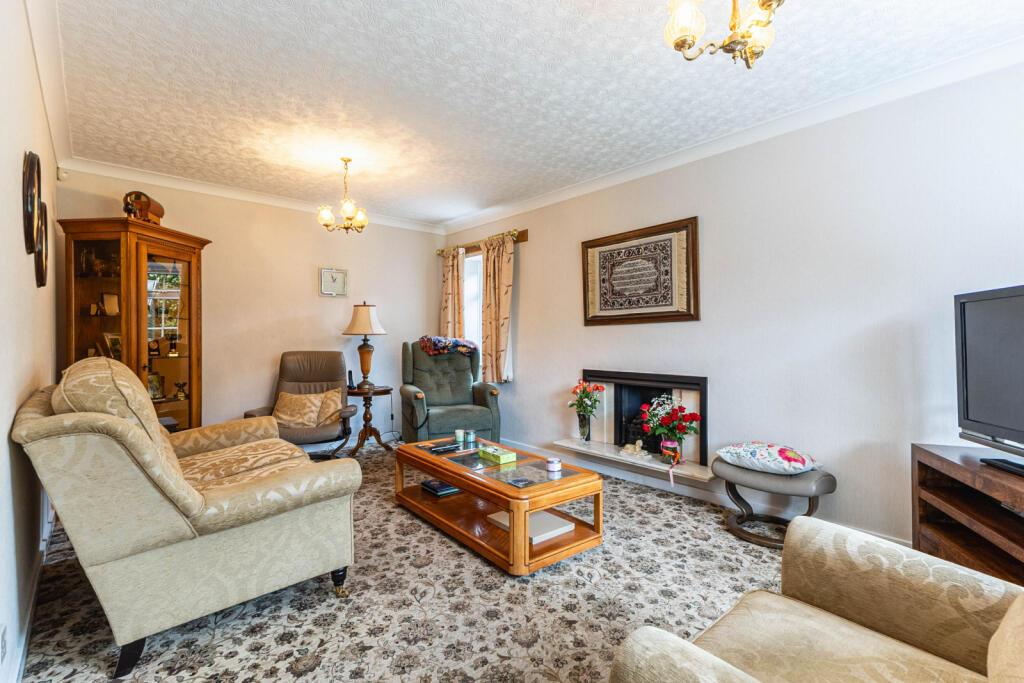 House in Wakefield, Woolley - View 4