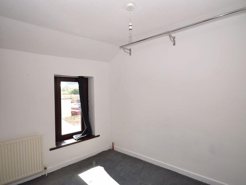 House in Newport - View 5