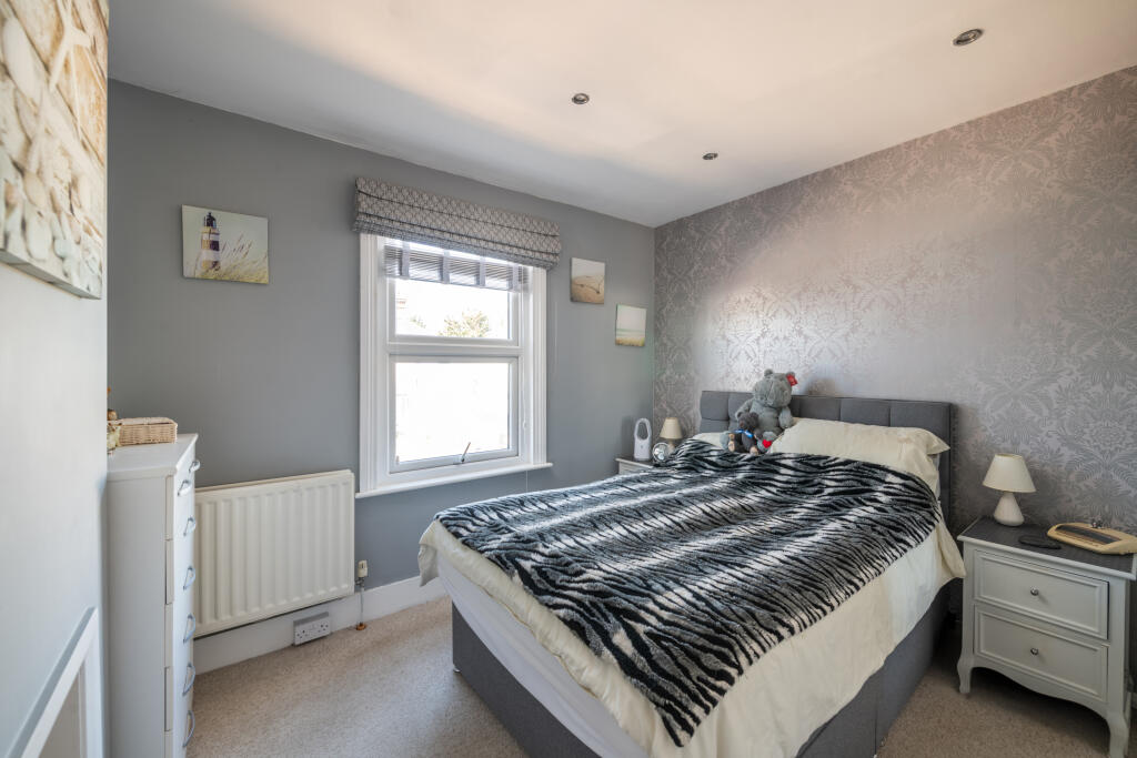 House in Redhill - View 5