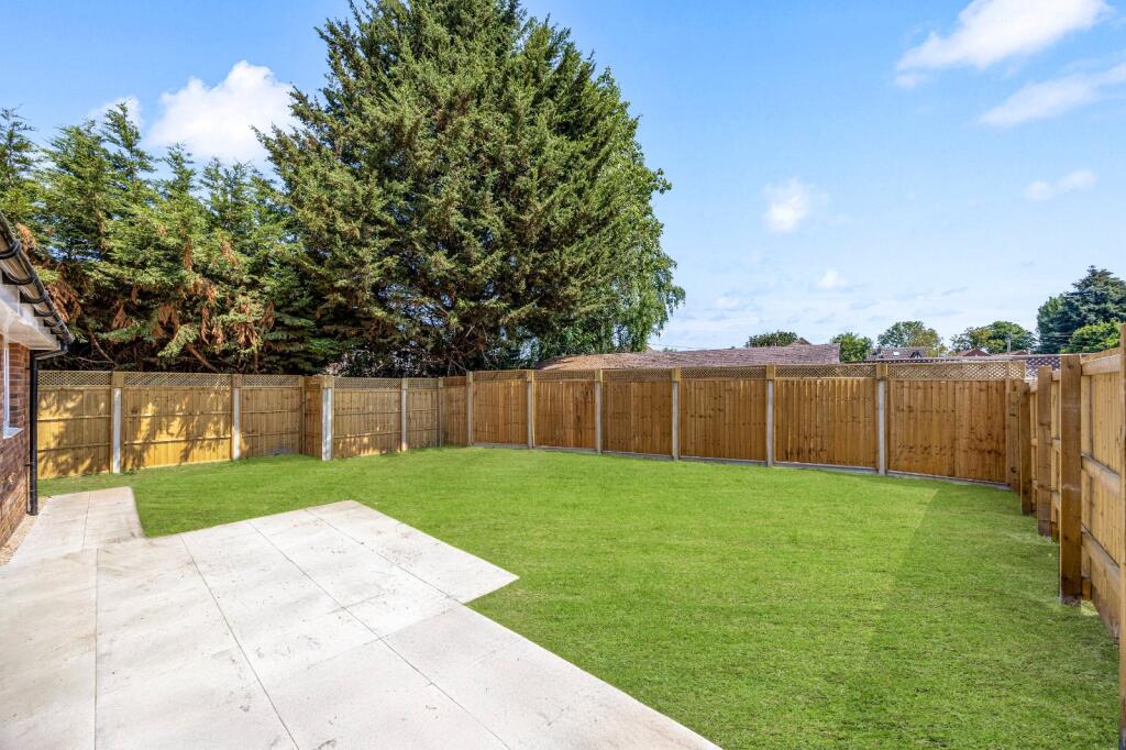 House in Twickenham - View 5