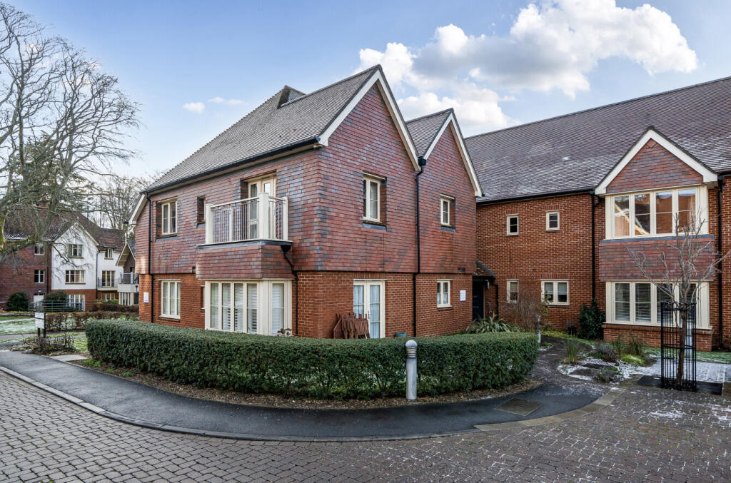 Main image of property: Walter Lane, Eastleigh, Hampshire, SO50
