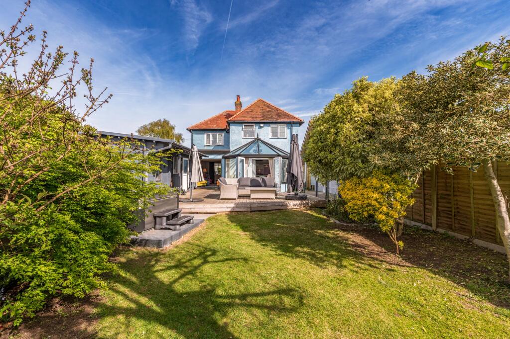 Main image of property: The Plantation, Worthing, BN13
