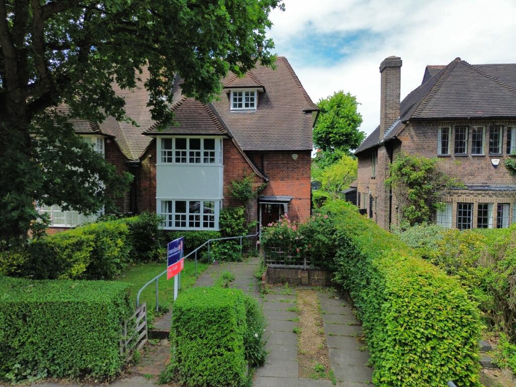 Main image of property: Rotherwick Road, Hampstead Garden Suburb, NW11