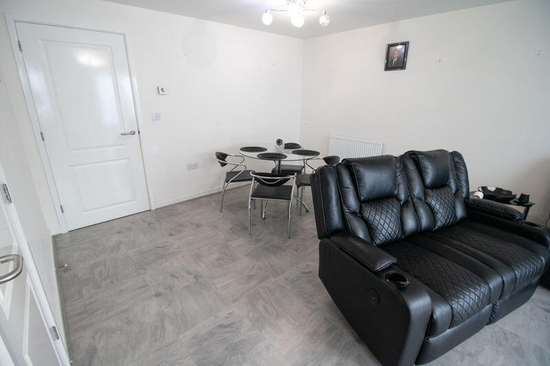 Pavillion Walk, Deane, Bolton, BL3 4FW photo 4