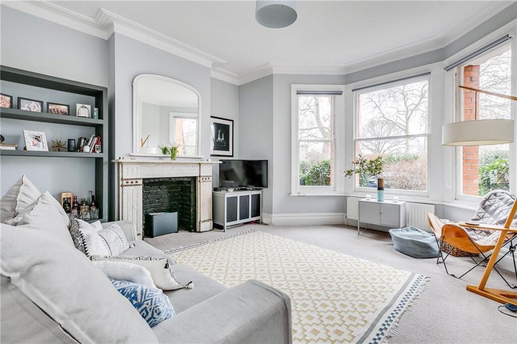 Main image of property: Clapham Mansions, London