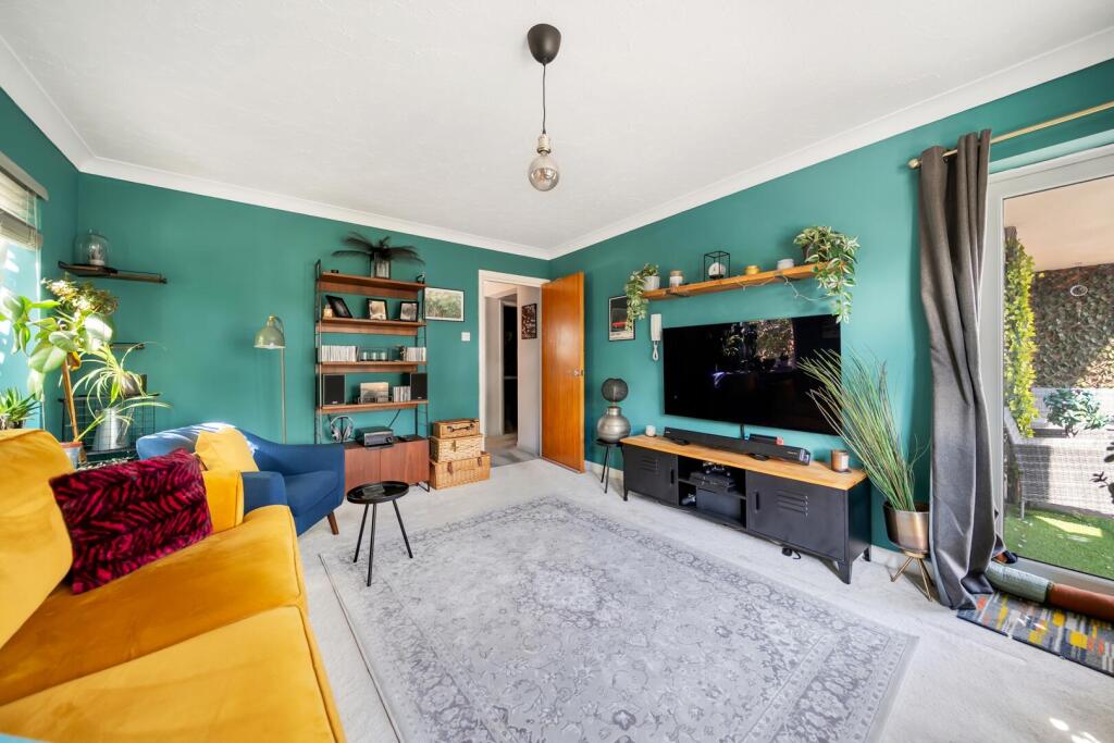 Apartment in Dorchester - View 5
