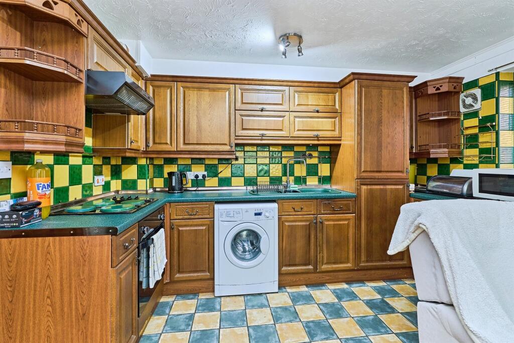 Apartment in Dudley - View 2