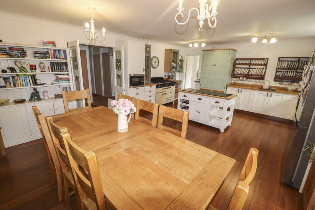 House in Portsmouth - View 5