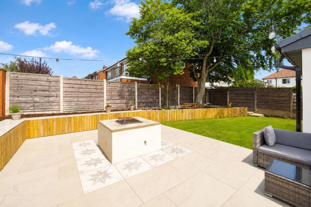 House in Bolton - View 5
