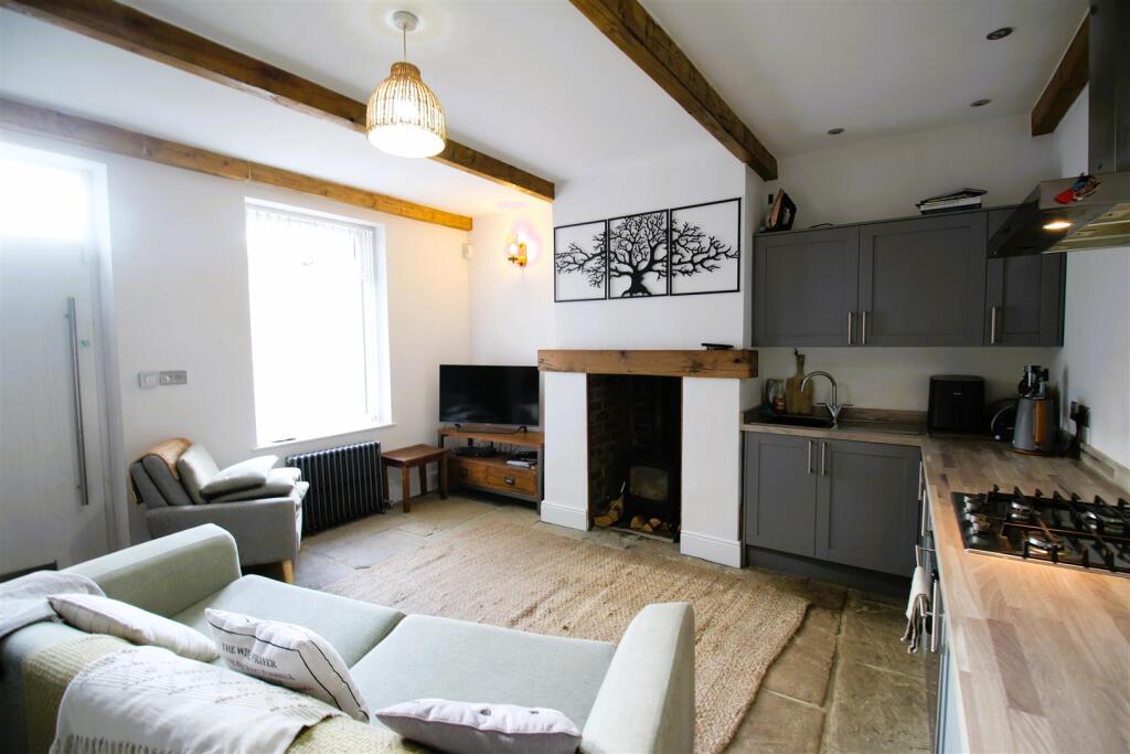 House in Bradford - View 2