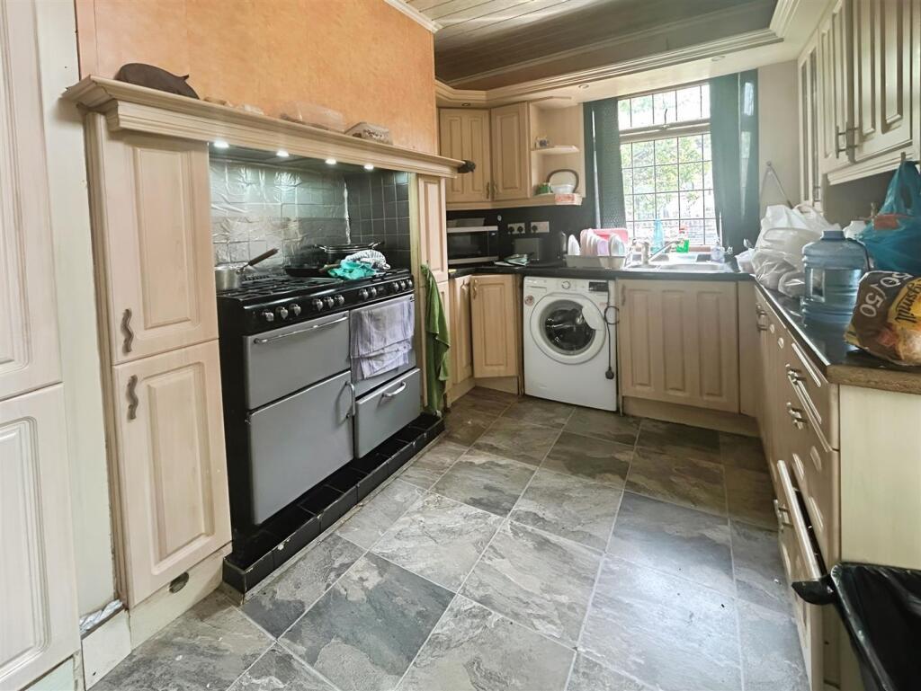 Additional image 5 of Legrams Lane, Bradford, BD7 2EJ